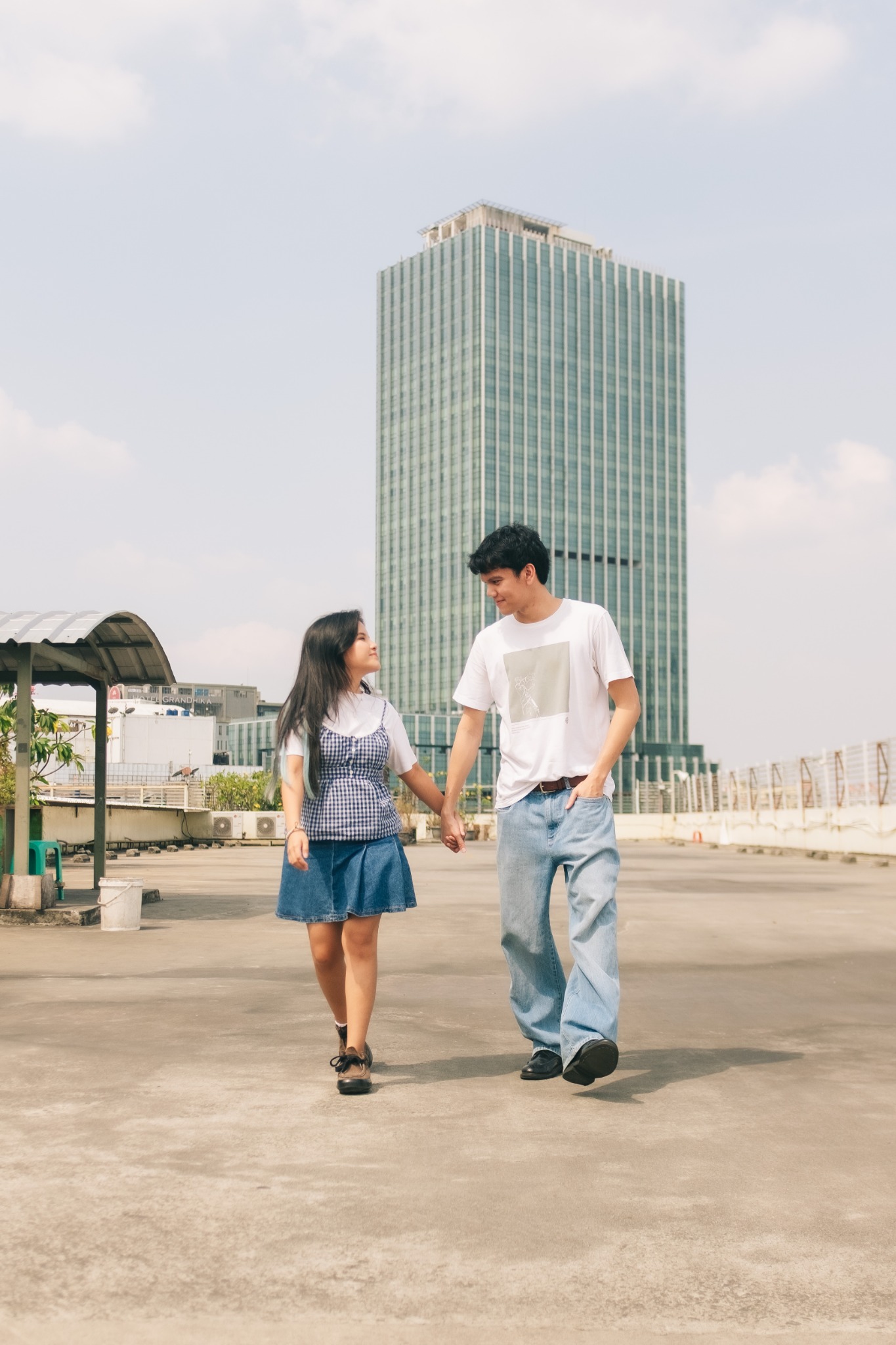 Air dan Api berjalan bersama